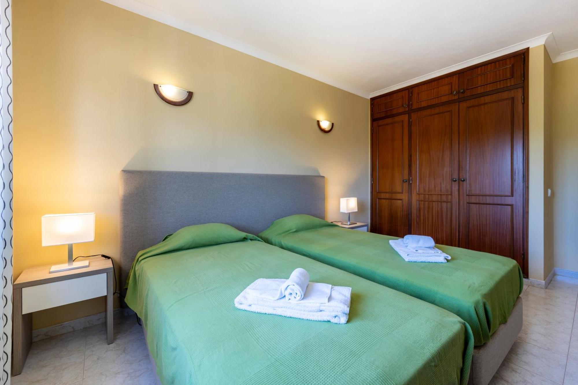 Apartamento Meia Praia Lagos Kültér fotó